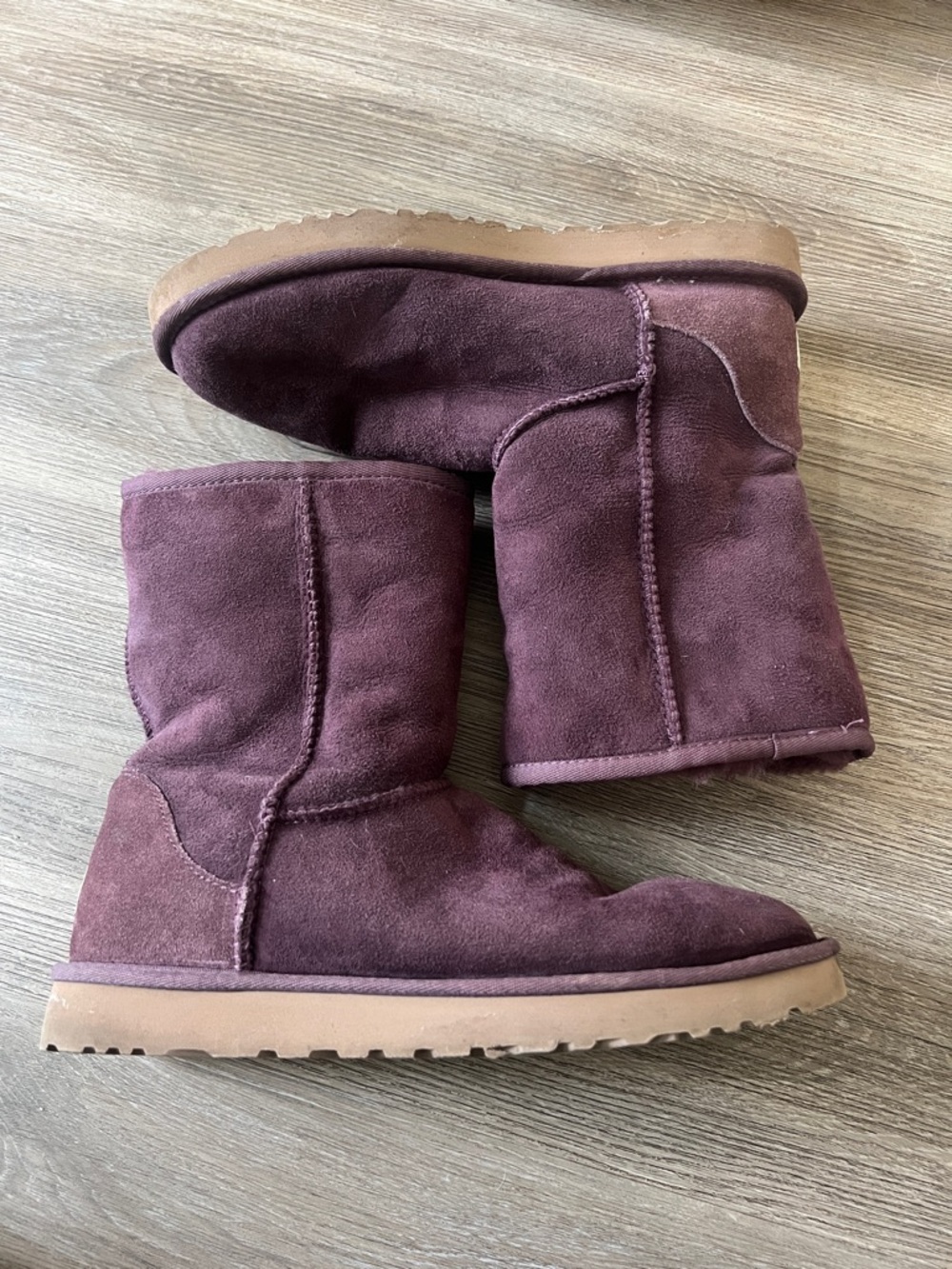 UGG Australia Classic Short Boot